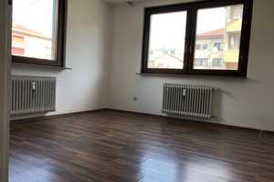 Sonnige 3 Zi. Wohnung für WG oder Einzelperson – Luisenstr. XY, 75172 Pforzheim – Vorschaubild 1