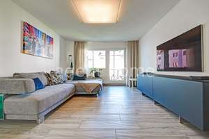 MÖBLIERT - CITY LIVE - Stilvoll wohnen mit Balkon und Tiefgarage – Die vollständige Adresse der Immobilie erhältst du vom Anbieter., 70174 Neue Vorstadt, Stuttgart – Vorschaubild 2