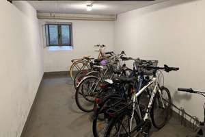 Ein Zuhause, das auf Ihre Ideen wartet – 3-Zimmer-Wohnung mit viel Potenzial auf der Berger Straße – 60389 Bornheim, Frankfurt am Main – Vorschaubild 10