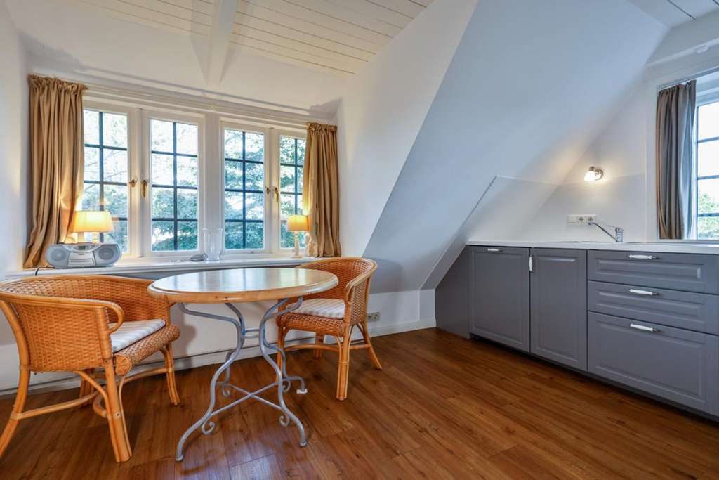 Immobilie in Kampen (Sylt) - Charmante Doppelhaushälfte in Leuchtturmnähe - Bild 2