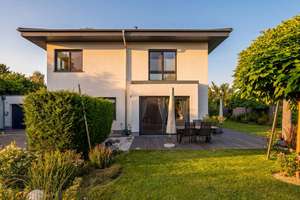 Exklusives Einfamilienhaus mit Smart Home und stilvoller Architektur – Die vollständige Adresse der Immobilie erhältst du vom Anbieter., 12487 Johannisthal, Berlin – Vorschaubild 5
