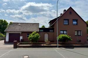 Provisionsfrei! Großes Einfamilienhaus mit 1.500 m² Grundstück nahe Steinhuder Meer – Glück-Auf-Straße 12, 31558 Hagenburg – Vorschaubild 2