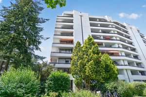 Hochwertige 4-Zimmer-Terrassenwohnung auf zwei Ebenen, Tiefgarage und Dachpool in Göggingen – Die vollständige Adresse der Immobilie erhältst du vom Anbieter., 86199 Göggingen-Nordost, Augsburg – Vorschaubild 39