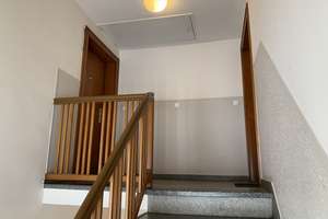 helle Dachgeschosswohnung mit Südbalkon und Blick ins Grüne an ruhigen Mieter mittleren Alters – Die vollständige Adresse der Immobilie erhältst du vom Anbieter., 52066 Burtscheider Abtei, Aachen – Vorschaubild 4