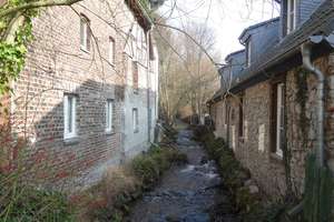 Die ehemalige "GIERATHER MÜHLE" mit drei exclusiven denkmalgeschützten Wohnungen sucht neuen Eigentü – Die vollständige Adresse der Immobilie erhältst du vom Anbieter., 51469 Gronau, Bergisch Gladbach – Vorschaubild 1