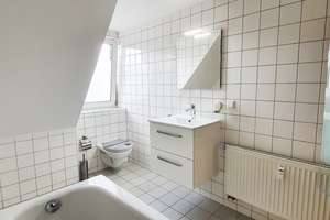 Helle Dachgeschosswohnung mit Einbauküche in zentraler und ruhiger Lage von Chemnitz-Wittgensdorf – Obere Hauptstr. 56, 9228 Wittgensdorf, Chemnitz – Vorschaubild 19