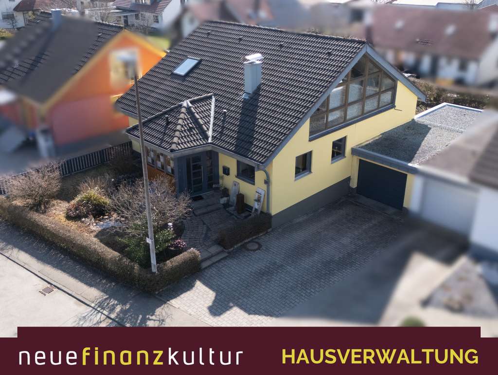 Immobilie in Römerstein - Großzügiges Familienhaus mit besonderem Flair, Studio & sonnigem Garten in Römerstein - Bild 3