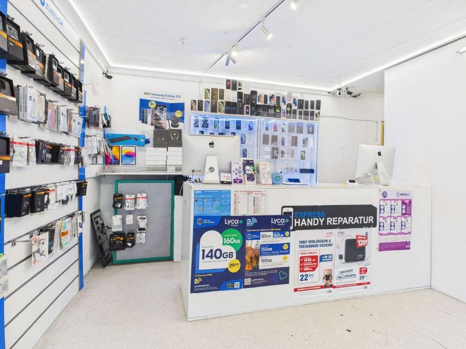 CAM05054G0-PR0062-STILL002