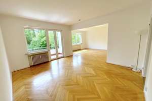 Helle 3-Zimmer-Wohnung mit Balkon ins Grüne in Düsseldorf-Düsseltal *provisions- & bezugsfrei*