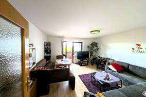 2-Zimmer-Wohnung mit tollem Balkonblick mitten in Pocking – Die vollständige Adresse der Immobilie erhältst du vom Anbieter., 94060 Pocking – Vorschaubild 3