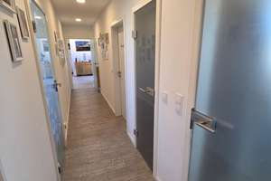 Provisionsfrei: Exklusive, lichtdurchflutete 3½ Zimmer Dachgeschosswohnung mit Ausbaureserve – Tangermünder Weg 18, 13583 Falkenhagener Feld, Berlin – Vorschaubild 11