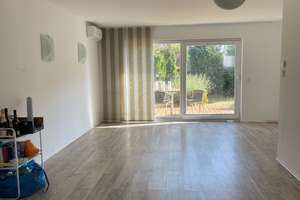 Idyllisches Ein Mittelreihenhaus mit Garten, Garage und moderner Ausstattung inkl. Klimaanlagen – Die vollständige Adresse der Immobilie erhältst du vom Anbieter., 39106 Alte Neustadt, Magdeburg – Vorschaubild 4