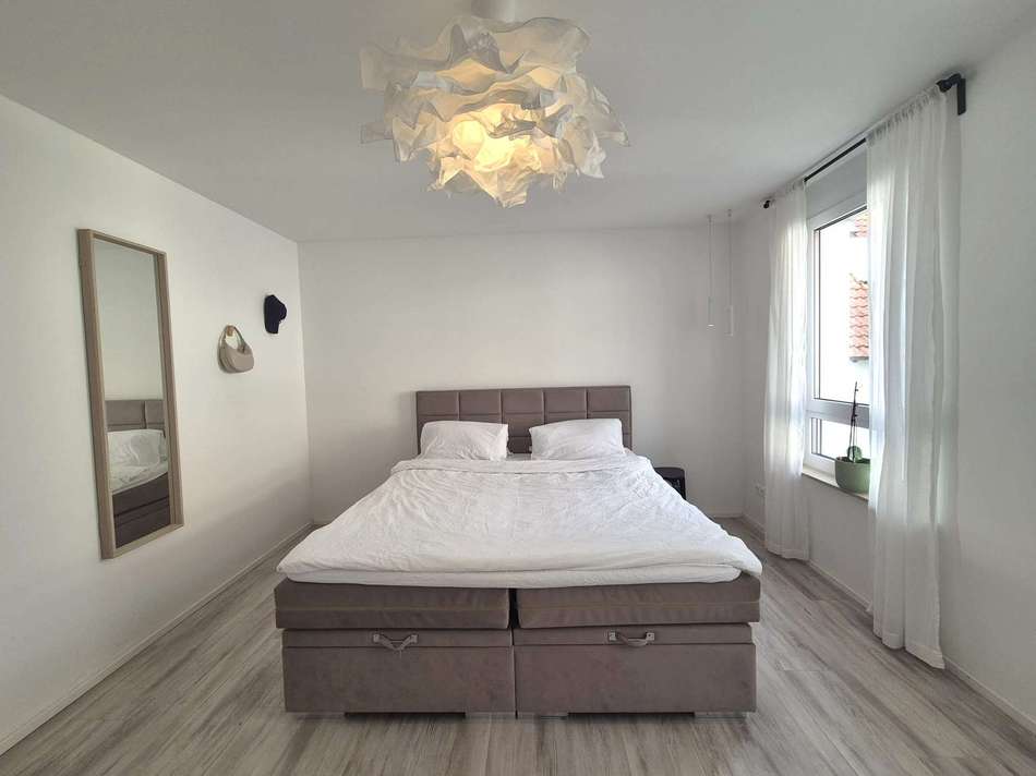 Schlafzimmer OG (2)
