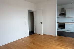 Schmuckstück zur Miete: 2-Zimmer-Wohnung mit riesiger Terrasse & Einbauküche – Am Amtsgraben 24, 12559 Köpenick, Berlin – Vorschaubild 10