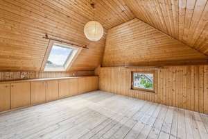 Teilmodernisiertes Zweifamilienhaus mit Terrasse, Garten, Doppelgarage und Ausbaupotenzial – Die vollständige Adresse der Immobilie erhältst du vom Anbieter., 79802 Dettighofen – Vorschaubild 19