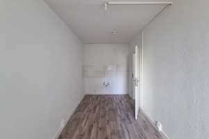 Zuhause in Sicht ! Ihre neue Familienwohnung mit großem Sonnenbalkon – Bruno-Taut-Ring 170, 39130 Neu Olvenstedt, Magdeburg – Vorschaubild 4