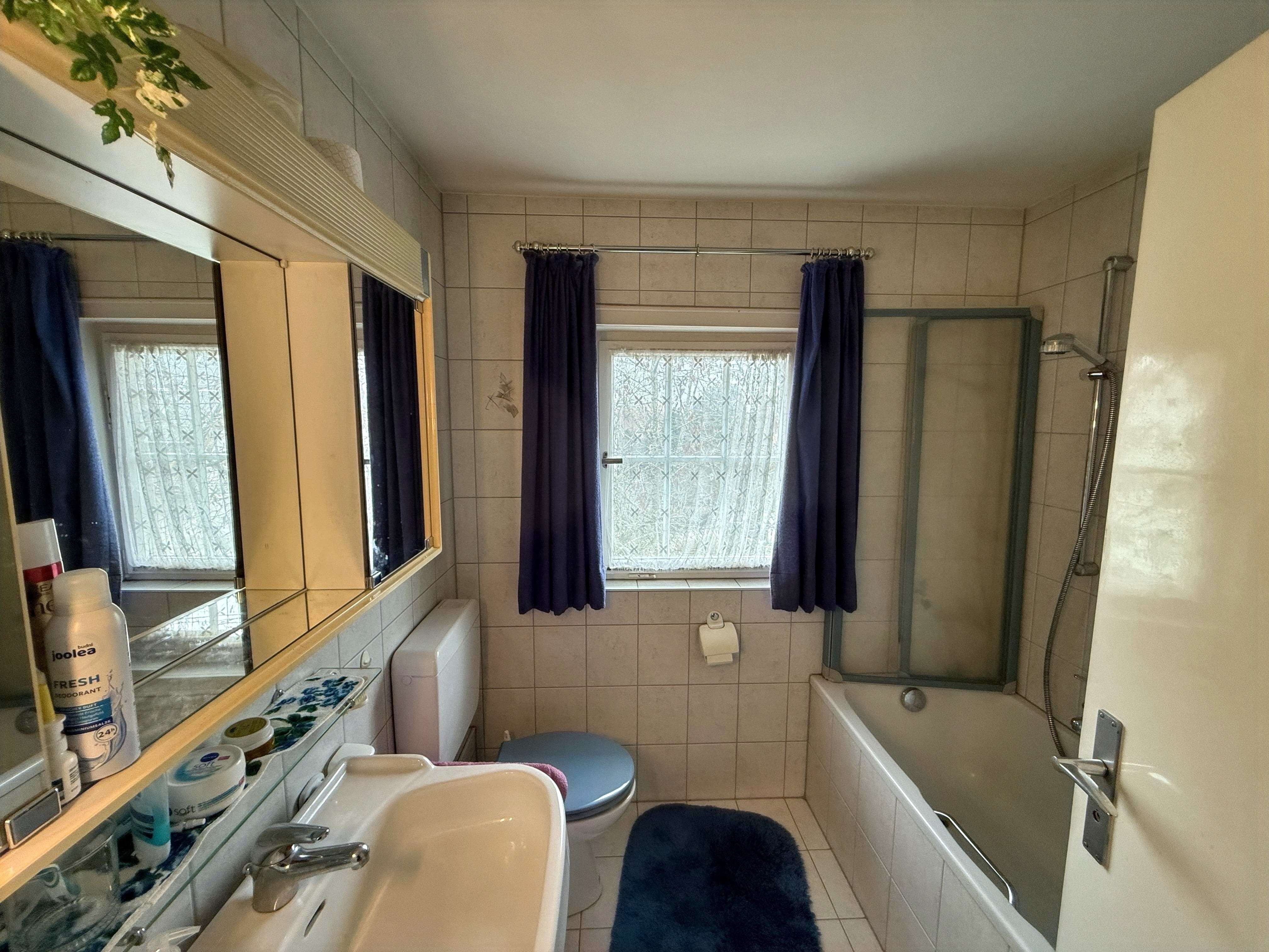 Immobilie in Freudenstadt - Großzügiges Einfamilienhaus mit Potenzial in begehrter Lage - Bild 8