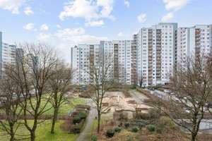 Helle freundliche Dreizimmerwohnung mit Balkon