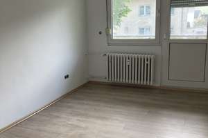 2 1/2 Zimmer Wohnungen mit Balkon im EG in Gelsenkirchen-Bulmke-Hüllen – Gotenstr. 4, 45888 Bulmke-Hüllen, Gelsenkirchen – Vorschaubild 4