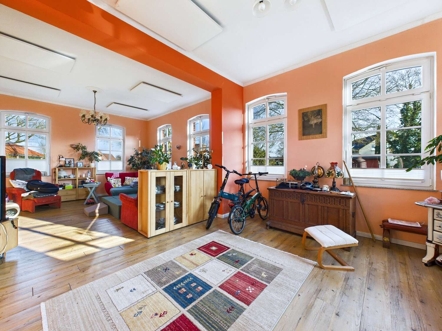 Immobilie in Großefehn - Historischer Bahnhof - Saniertes Unikat mit besonderem Wohngefühl auf großem Grundstück - Bild 6