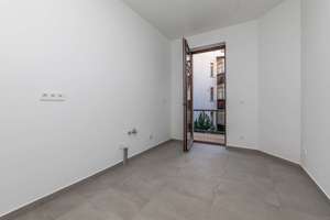 Property thumbnail 6