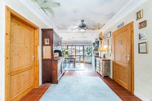 2,5-Zimmer Wohnung mit Potenzial und 120 m² Gartenparadies