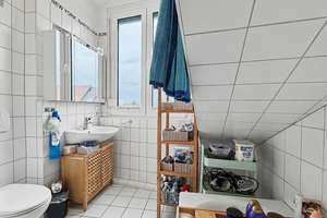 Helle Dachgeschosswohnung mit Balkon in zentraler Lage von HD-Handschuhsheim – Die vollständige Adresse der Immobilie erhältst du vom Anbieter., 69121 Handschuhsheim, Heidelberg – Vorschaubild 11