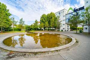 Lichtdurchflutete 2-Zimmer-Wohnung mit EBK und TG-Stellplatz im beliebten Stadtwesten