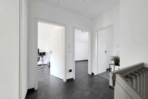 Modernisiertes Massivhaus mit offenem Wohnbereich, Garten und Garage – Die vollständige Adresse der Immobilie erhältst du vom Anbieter., 61267 Neu-Anspach – Vorschaubild 14