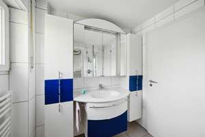 Charmanter Bungalow mit sonnigem Grundstück in toller Lage von Alterlangen – Die vollständige Adresse der Immobilie erhältst du vom Anbieter., 91056 Heiligenloh, Erlangen – Vorschaubild 13
