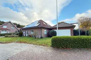 Bungalow mit Potenzial in ruhiger Lage von Lathen – Die vollständige Adresse der Immobilie erhältst du vom Anbieter., 49762 Lathen – Vorschaubild 2