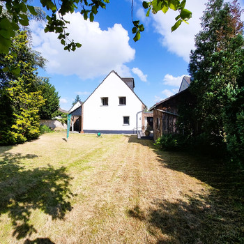 **Großes Haus mit außergewöhnlichem Charme in der Gartenstadt** 