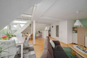 Oberkassel! Großzügige Dachgeschosswohnung mit Panoramafenster – Die vollständige Adresse der Immobilie erhältst du vom Anbieter., 40547 Oberkassel, Düsseldorf – Vorschaubild 3