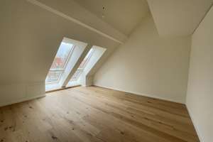 Dachgeschosswohnung mit Galerie und Einbauküche – Bötzowstraße 89, 10407 Prenzlauer Berg, Berlin – Vorschaubild 4