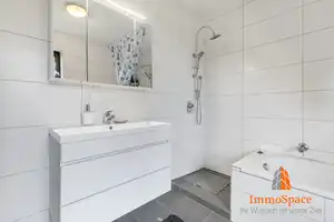 ImmoSpace *** TRAUMHAFTES WOHNEN IN RUHIGER LAGE ***DOPPELHAUSHÄLFTE MIT GARTEN *** – Augsburg (Kreis) – Vorschaubild 6