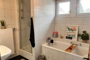 Geräumiges 2-Familien-Haus mit Garagen in Maxhütte-Haidhof,  Einzugsgebiet Regensburg/Schwandorf – Die vollständige Adresse der Immobilie erhältst du vom Anbieter., 93142 Maxhütte-Haidhof – Vorschaubild 18
