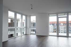 Wohnen im Park - sonnige 3-Zimmer Wohnung im 1. OG mit Blick ins Grüne – Theo-Neubauer-Straße 20, 99085 Erfurt – Vorschaubild 2