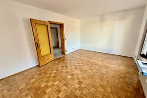 Helle 2-Zimmer-Wohnung mit großem Balkon in Düsseldorf-Lierenfeld – Gleiwitzer Straße 9, 40231 Eller, Düsseldorf – Vorschaubild 3