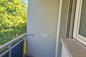 Großzügige 2-Raum-Wohnung mit Balkon! – Förderstedter Straße 90, 39112 Leipziger Straße, Magdeburg – Vorschaubild 2