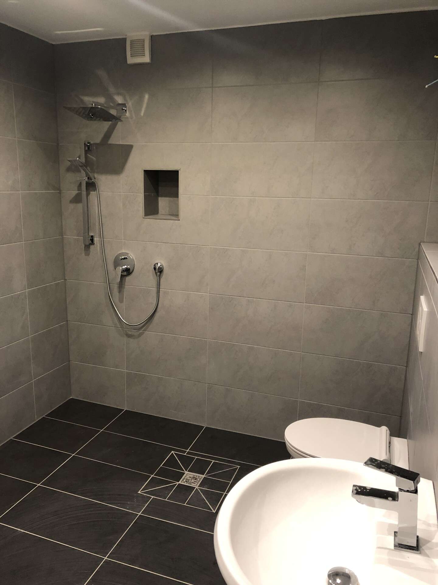 Immobilie in Langenselbold - Kernsaniertes Haus mit 2 WE – vielseitig nutzbar für Familie oder Kapitalanleger - Bild 6