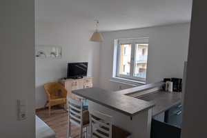 Ansprechende und sanierte 1-Zimmer-Wohnung in Leipzig – Pittlerstraße 10, 4159 Leipzig – Vorschaubild 1