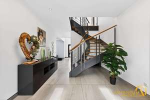 Exklusives Wohnen auf höchstem Niveau, modernes Traumhaus mit Pool, Whirlpool und Design-Ausstattung – Die vollständige Adresse der Immobilie erhältst du vom Anbieter., 84097 Herrngiersdorf – Vorschaubild 3