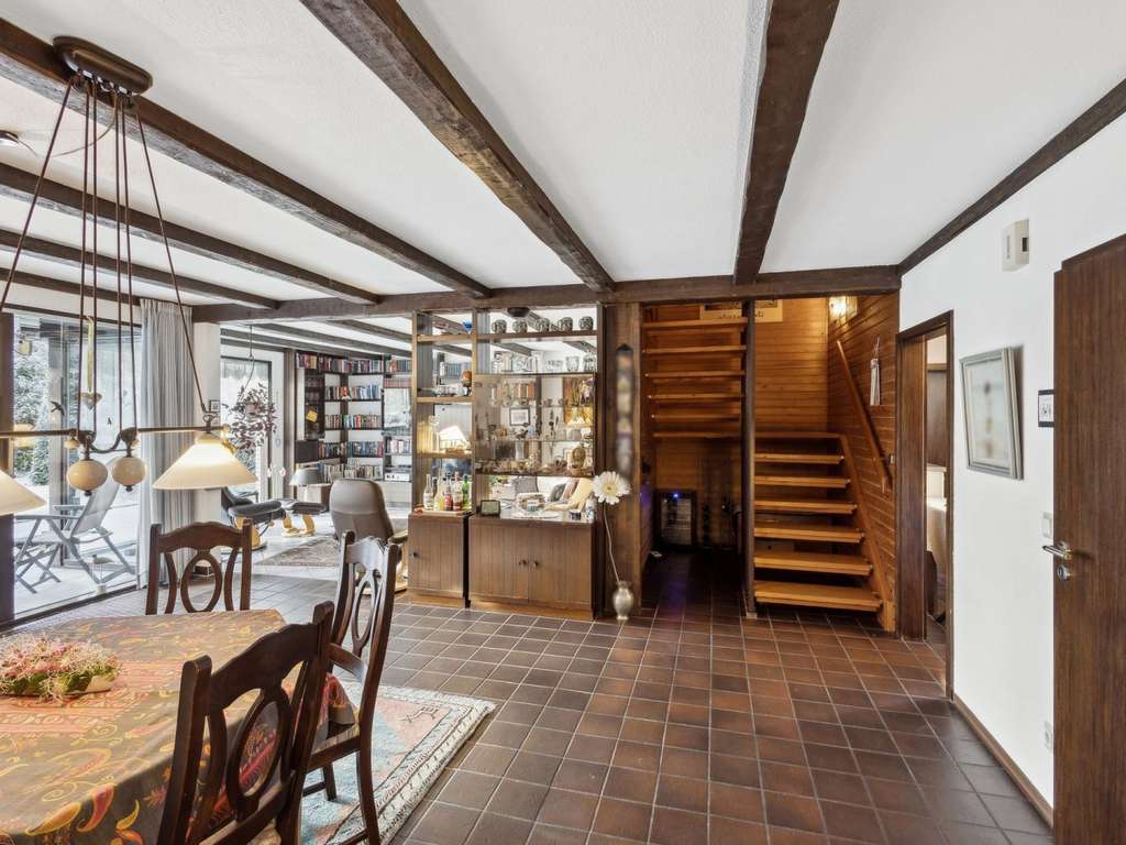 Immobilie in Tostedt - Familienfreundliches Einfamilienhaus mit Charme und großem Garten in Tostedt - Bild 3