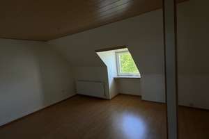  3-Zimmer-Dachgeschosswohnung in Hagen-Altenhagen – Blumenstraße 3, 58097 Altenhagen, Hagen – Vorschaubild 8
