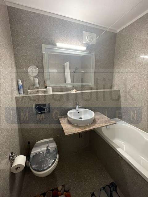 Immobilie in Sierksdorf - Ostseedomizil mit seitlichem Meerblick-modernisierte 2,5 Zi Wohnung - Bild 7