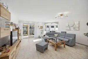 Geräumiges Einfamilienhaus mit Bergblick und großem Garten in ruhiger Lage – Rosenheim (Kreis) – Vorschaubild 7