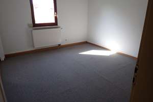 ZWEIFAMILIENHAUS MIT GARAGE UND GROSSER SCHEUNE-IDEAL GEEIGNET FÜR BAUTRÄGER – ATTRAKTIVER STANDORT – Lutherstraße 23, 72770 Betzingen, Reutlingen – Vorschaubild 12