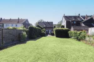 Doppelhaushälfte mit großem Garten und viel Potenzial in Bottrop-Batenbrock – Die vollständige Adresse der Immobilie erhältst du vom Anbieter., 46236 Batenbrock, Bottrop – Vorschaubild 3