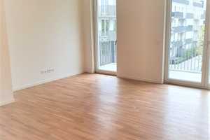 Oase in Weißensee, 2 Zimmer, 56 m², Parkett Eiche, EBK, Fußboden Hzg., Balkon – Gäblerstraße 62, 13086 Berlin – Vorschaubild 2