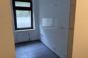 Zuhause mit 2,5 Zimmern in Bochum-Riemke – Zillertalstraße 108, 44807 Riemke, Bochum – Vorschaubild 2